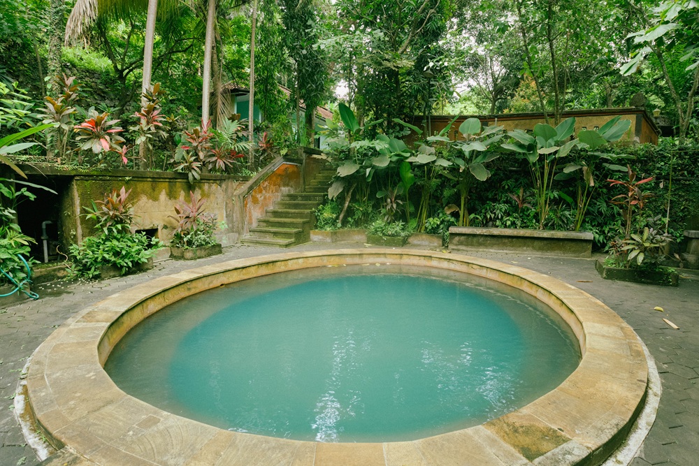 Main Pool