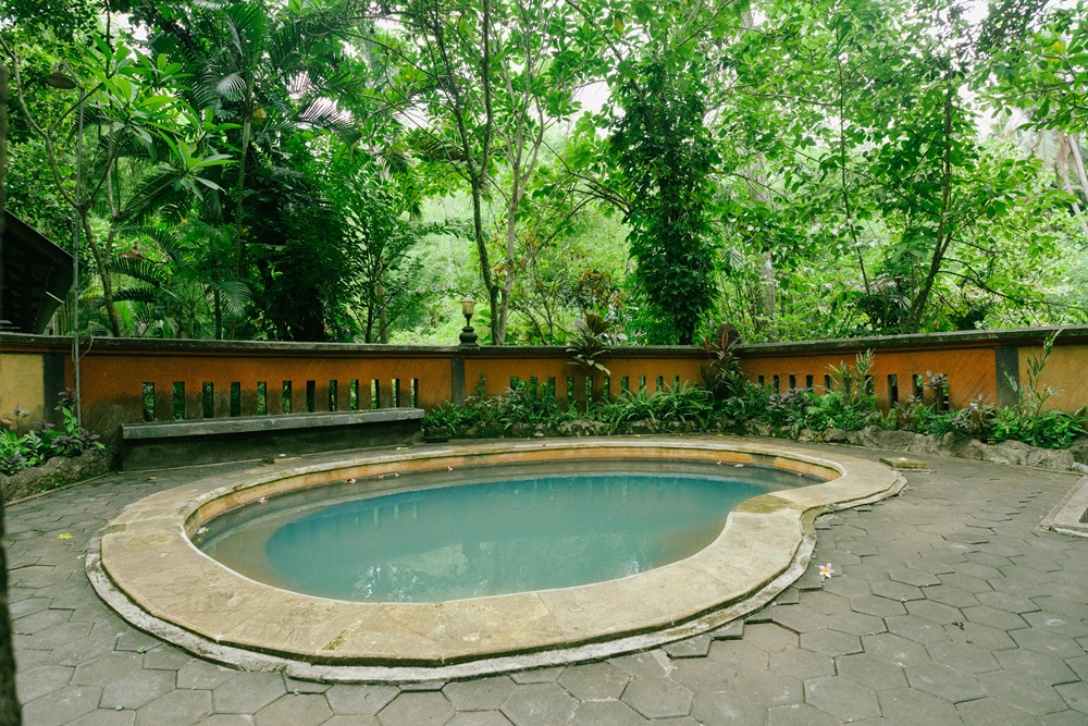 Banjar Hot Spring